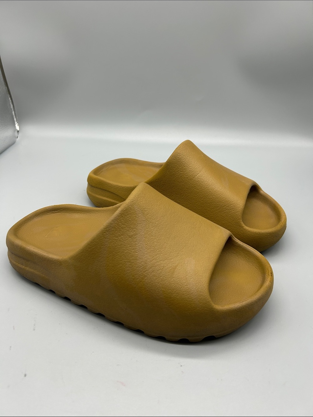 Yeezy Slide Ochre Sz 6